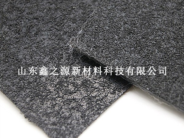 糙面土工膜在氧化塘防滲中的應(yīng)用技巧：創(chuàng)新策略，確保無漏